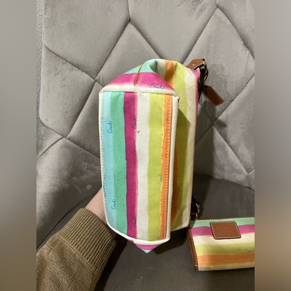 Coach mini purse - Picture 2 of 3